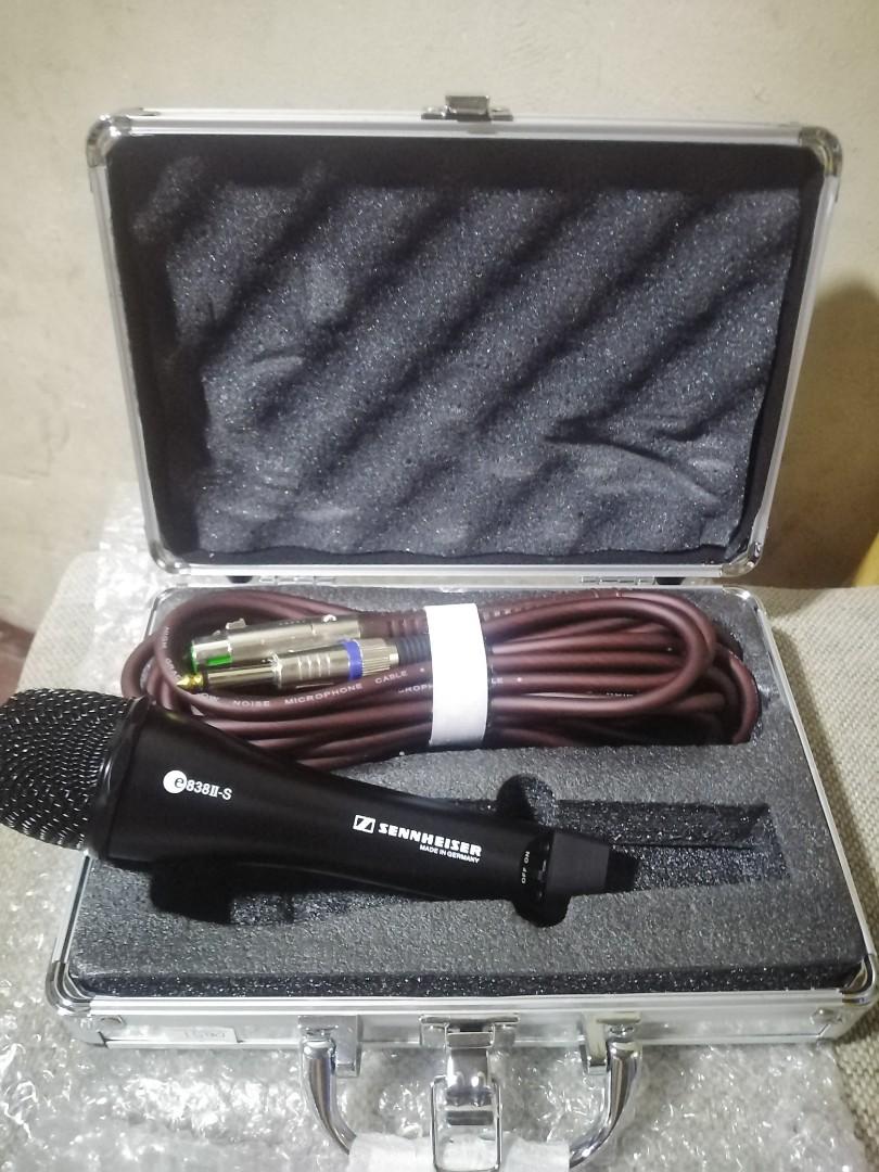 Microphone Dyanamic Mic (Category: Microphones) located in Quezon City. Submitted by smithwarren46 (Listing ID 1089141148, Image 1). Description: Brandnew P1500 #microphone Heavy duty dynamic microphone With carrying case and 6meters cord Great sound quality signal. Perfect for online streaming, singing, recording, podcast. Etc. Pick up lagro Q.c or via delivery service rider po.More item for sale.. like or follow my page #BSAonlinestore https://