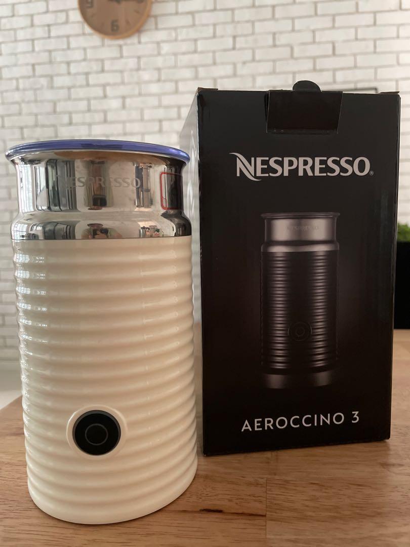 nadering wijk Meer dan wat dan ook Nespresso Aeroccino 3 (White), TV & Home Appliances, Kitchen Appliances,  Coffee Machines & Makers on Carousell