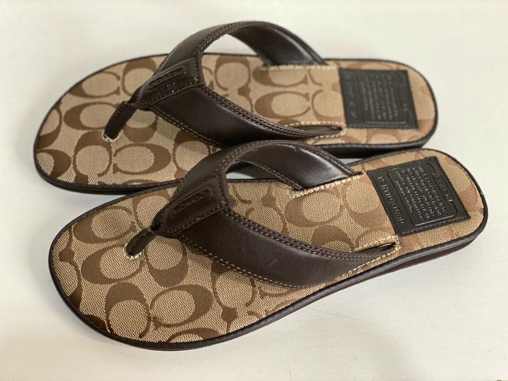 Coach flip flops sale hotsell