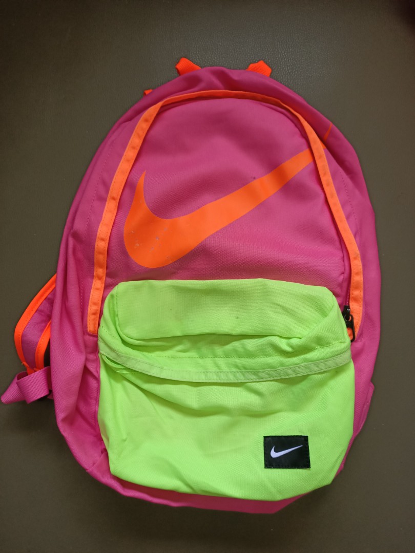 Nike Backpack, Women's Fashion, Bags & Wallets, Backpacks on Carousell
