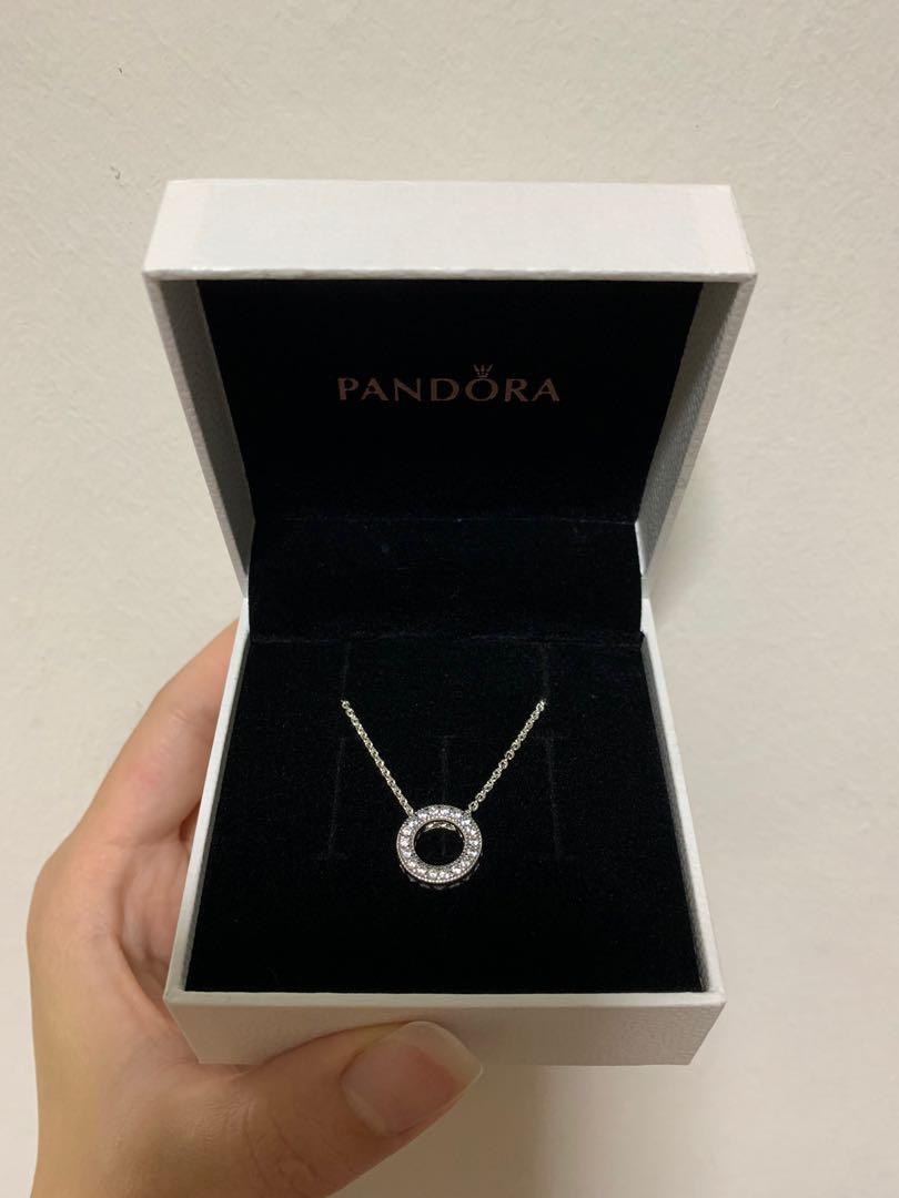 Pandora pave deals circle necklace
