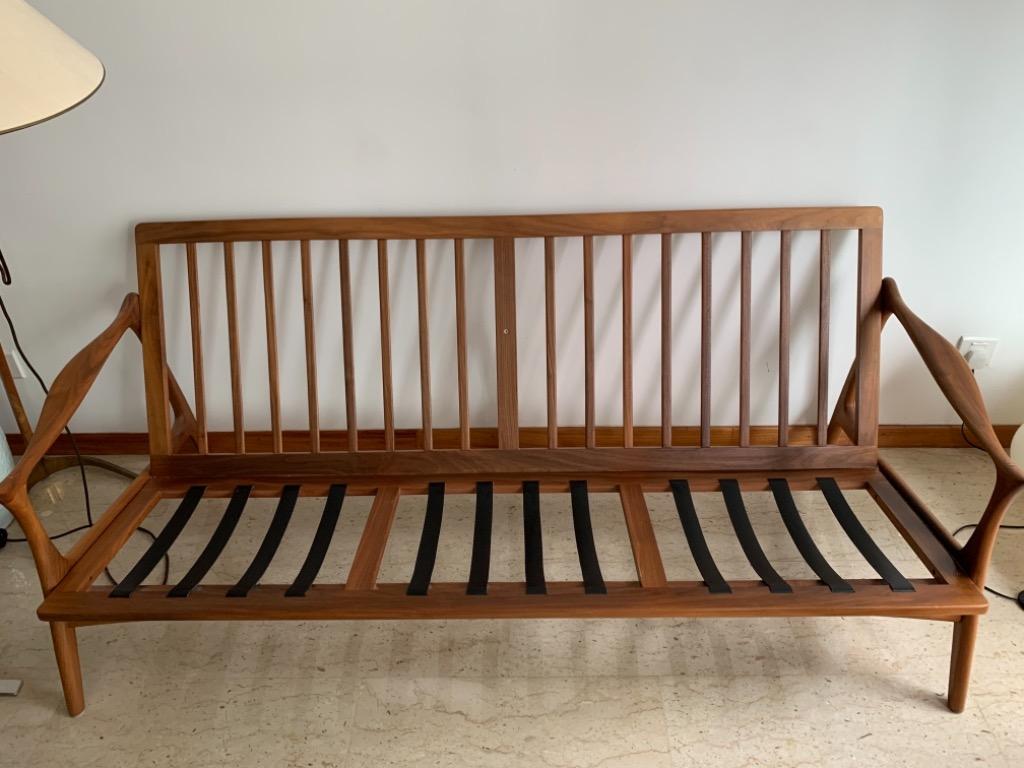 Retro Sofa Solid wood walnut from Edimass In Fifties style