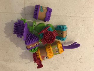(Category: ) located in . Submitted by haichu (Listing ID 1089320508, Image 1). Description: .