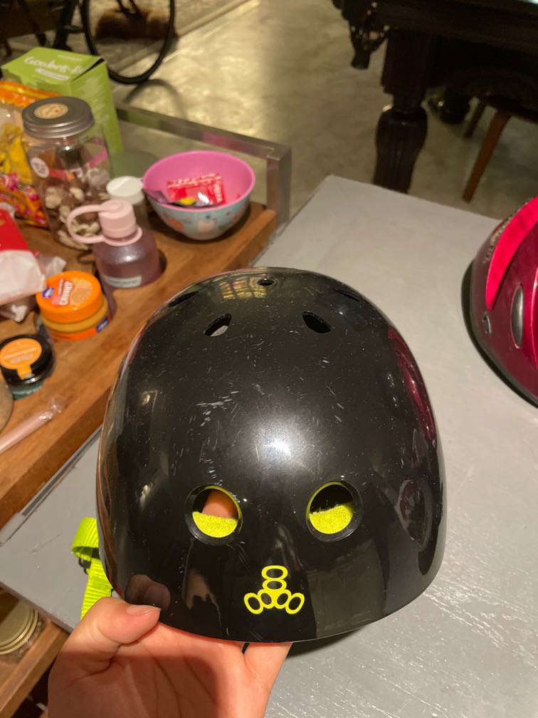 Triple 8 helmet, Sports Equipment, Bicycles & Parts, Parts