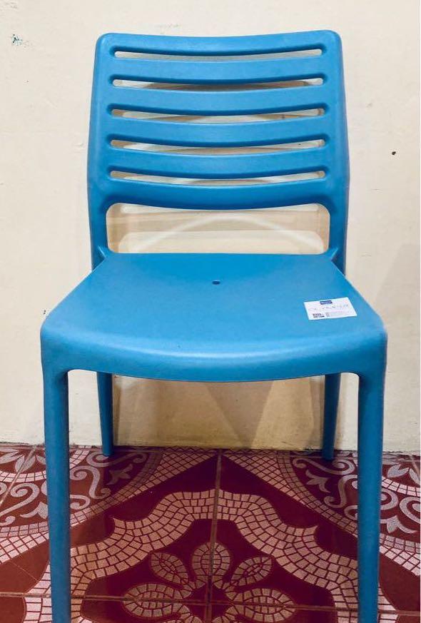 Olympia top bistro chair