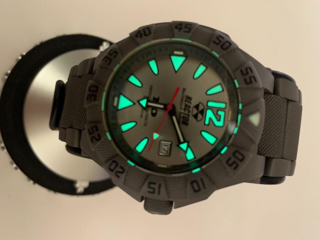 Reactor shop watches titanium