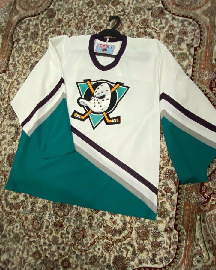 Mighty ducks jersey ccm best sale