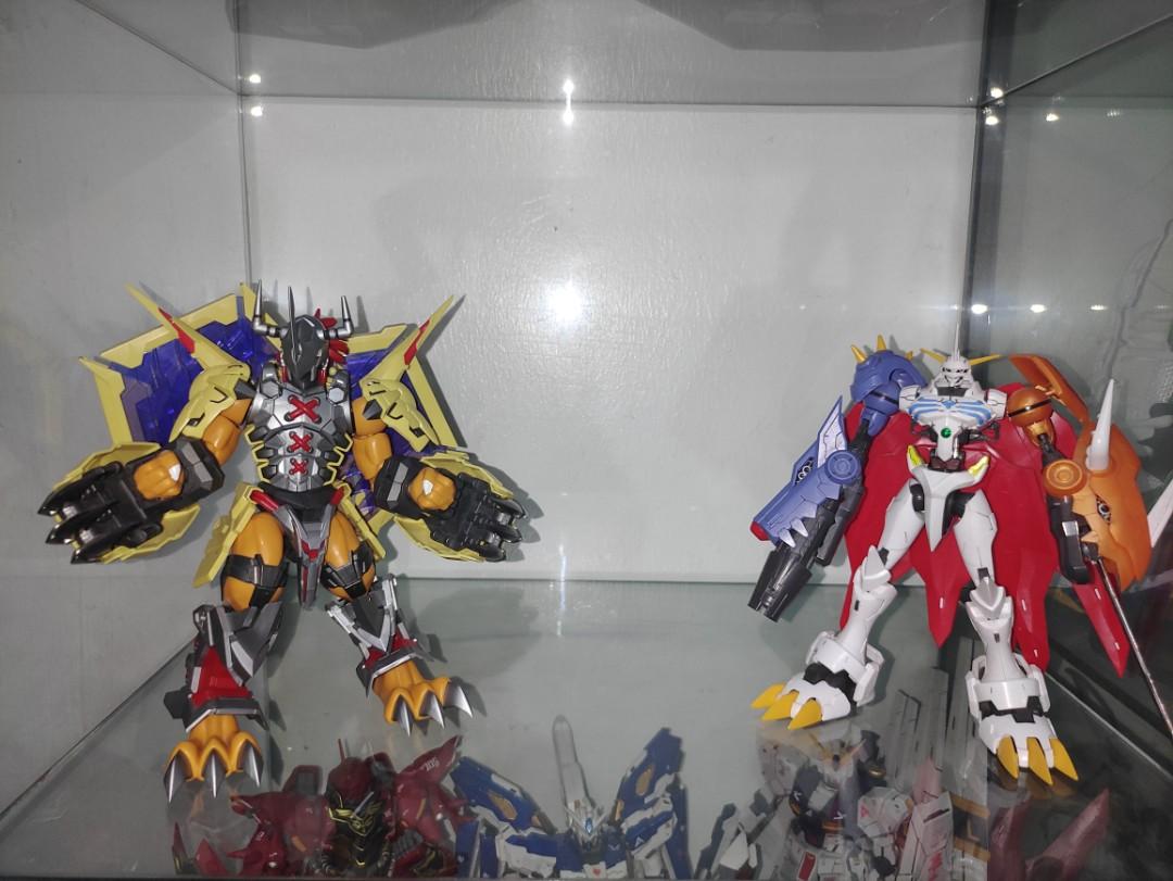 Wargreymon and omnimon amplified (Category: Figurines & Statues) located in Manila. Submitted by salaaron (Listing ID 1089226332, Image 2). Description: build na po in very good condition wargreymon and onimon no isue complete with box manuals runners rfs:need funds pwede lalamove or grab po.