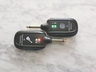 Wireless guitar transmission like boss, joyo, mooer style wireless receiver for Gibson epiphone les paul electric guitar and acoustic guitar Wireless guitar transmission like boss, joyo, mooer style wireless receiver for Gibson epiphone les paul electric guitar and acoustic guitar