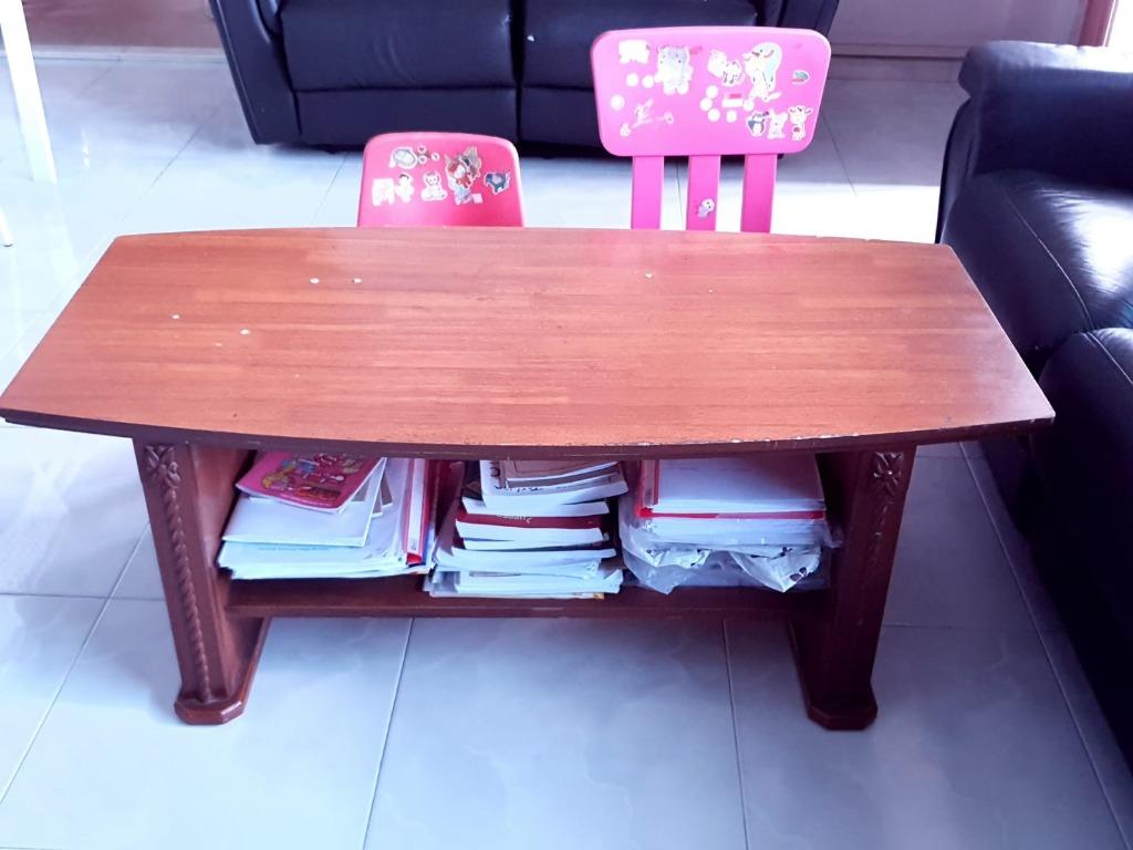 Table (Category: Tables & Sets) located in Singapore. Submitted by mohanssg (Listing ID 1089168304, Image 1). Description: .