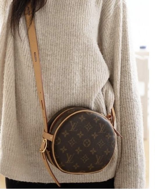 Louis Vuitton Boîte à Chapeau Handbag