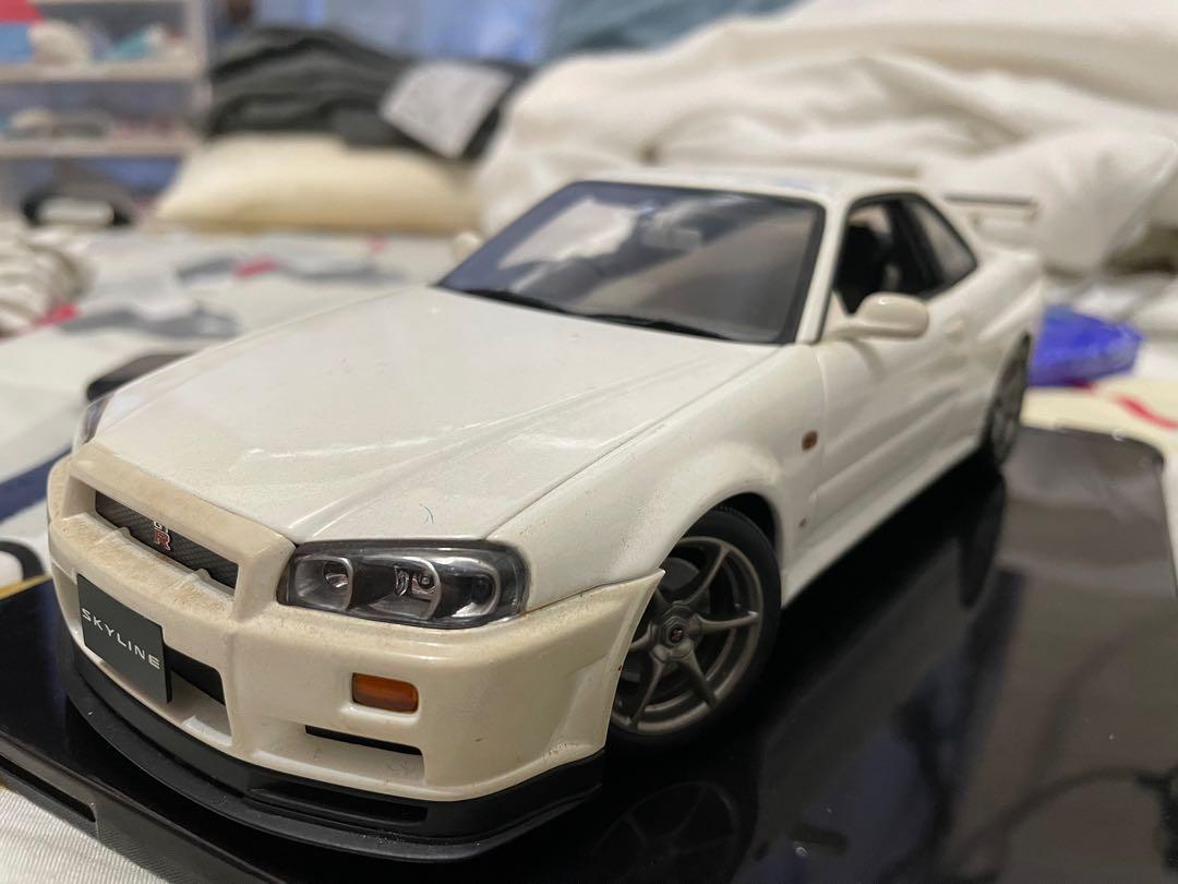 Autoart R34 1 18 中古零件車 興趣及遊戲 玩具 遊戲類 Carousell