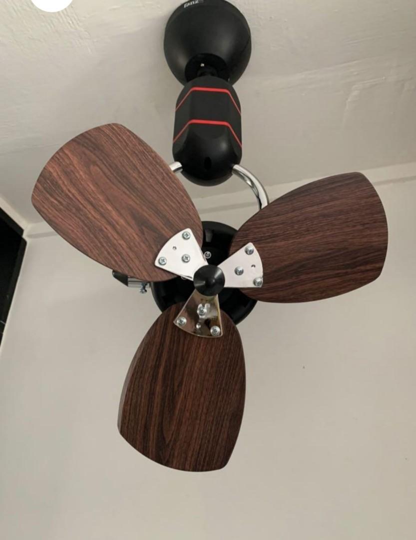 Axel Corner Ceiling Fan Wall Fan Oscillating Fan Sg Safety Mark Furniture Home Living Lighting Fans Fans On Carousell