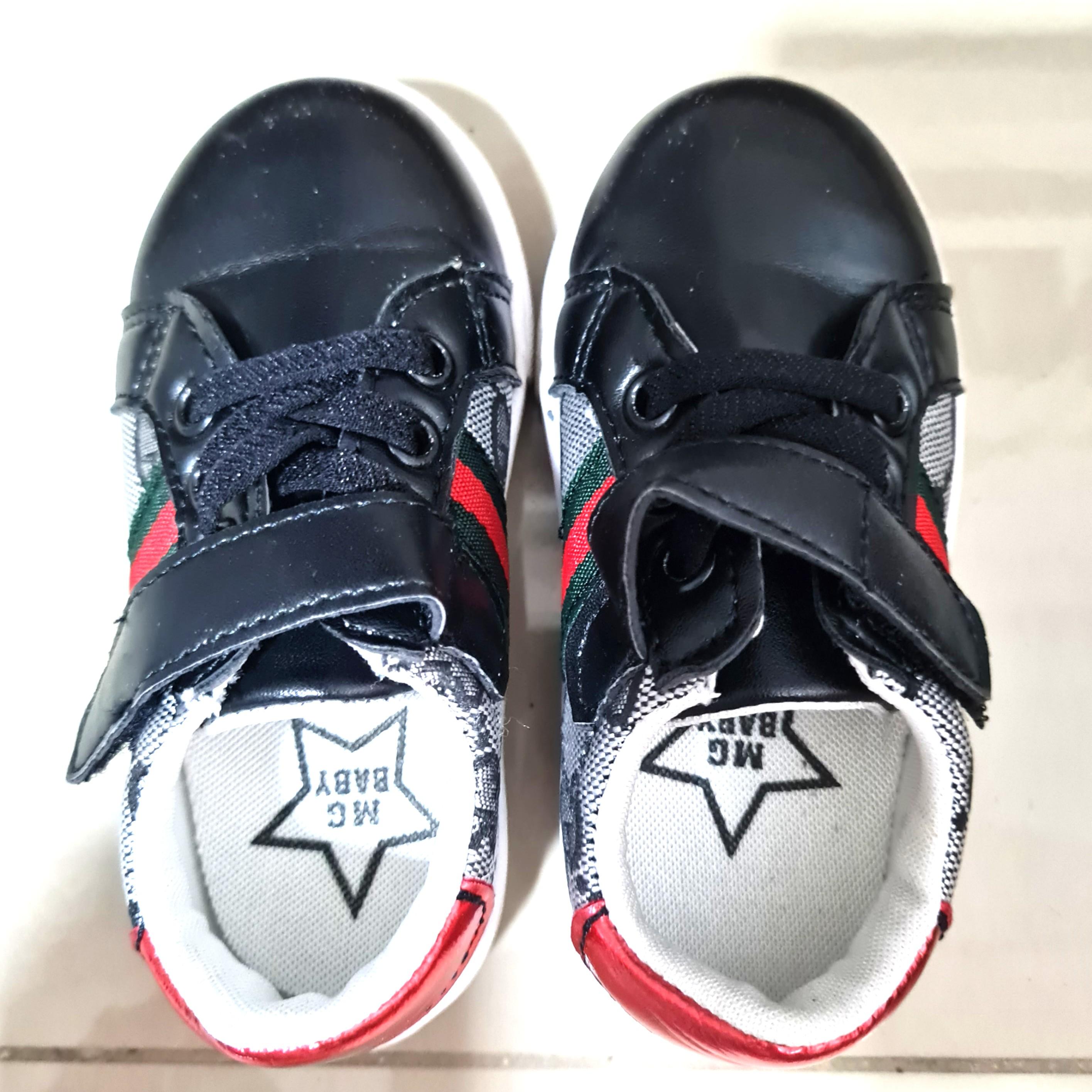 Size 23 kid shoe top