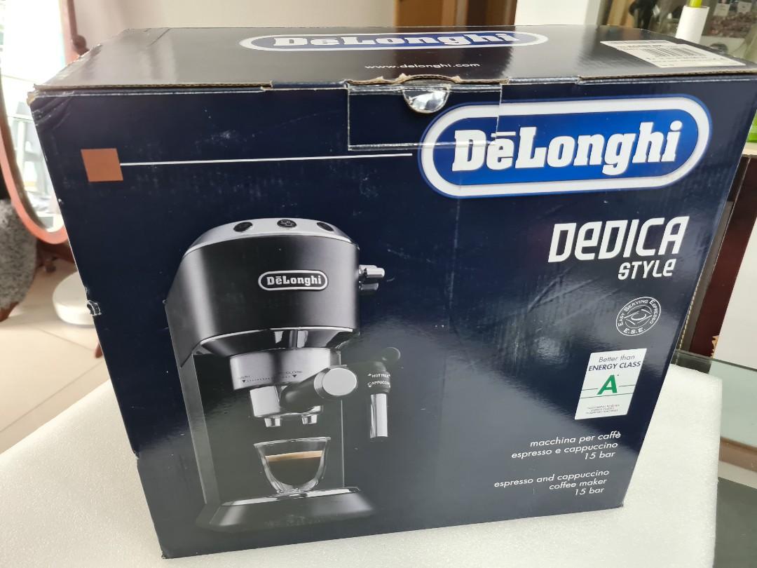 Black Delonghi Dedica EC685 Espresso Machine, TV & Home Appliances
