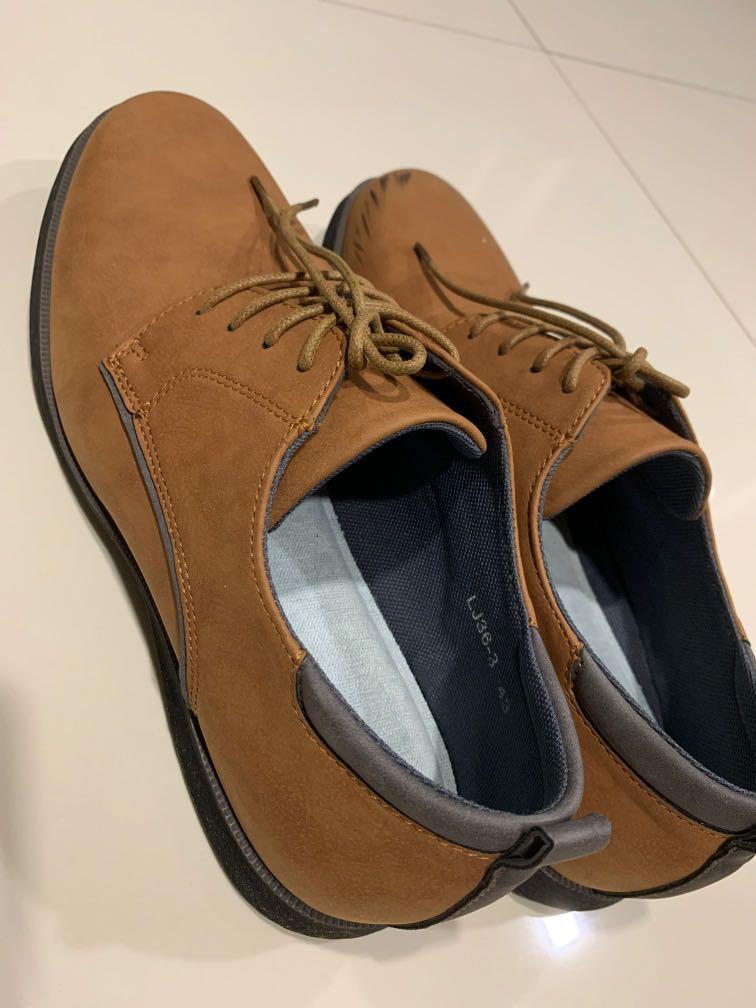 Brown semi-formal shoes, Men's Fashion 