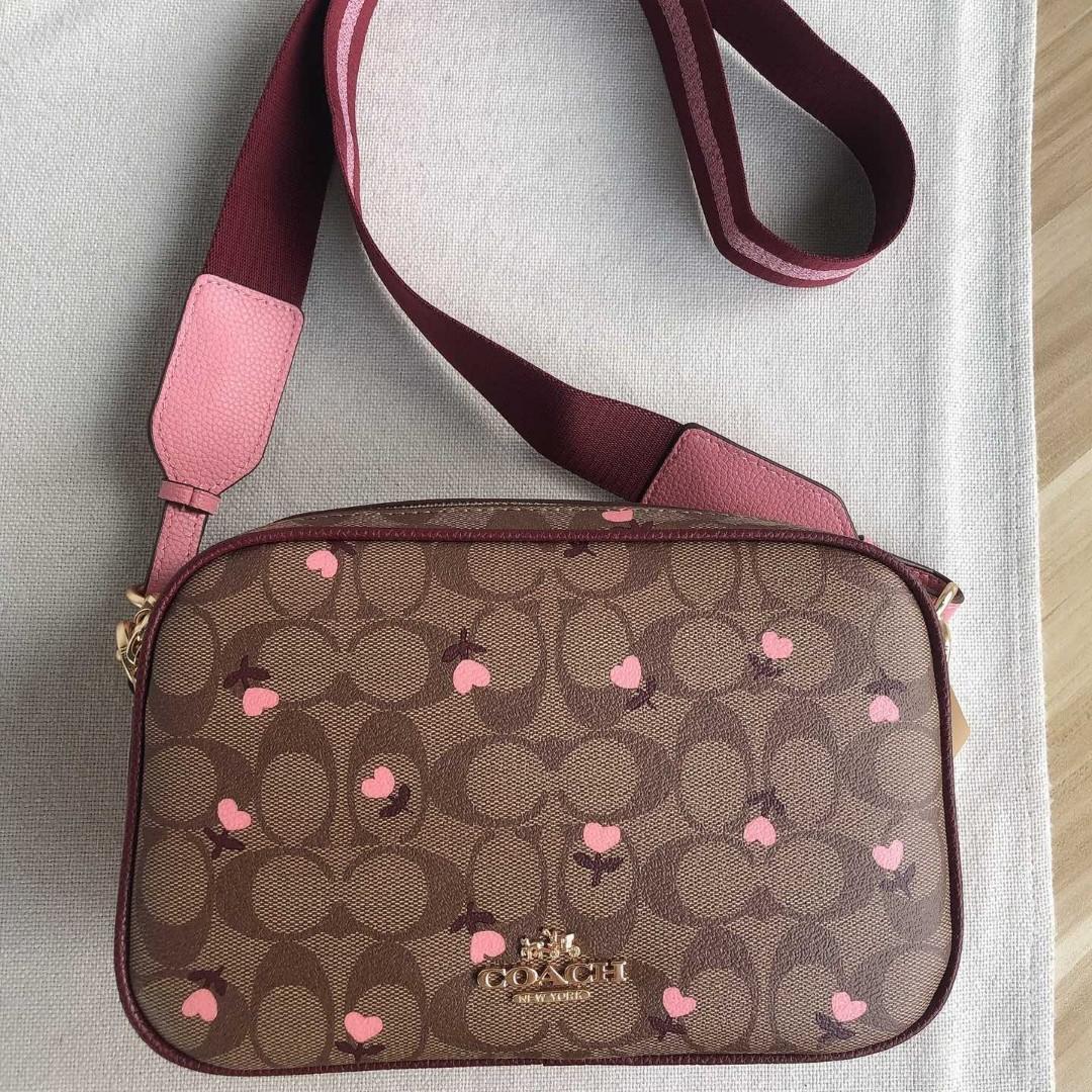 Jes crossbody with hotsell heart floral print