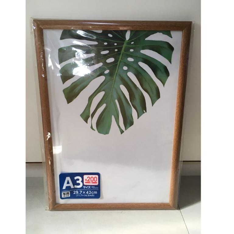 Daiso A3木質相框, 傢俬＆家居, 家居裝飾, 牆上裝飾 Carousell
