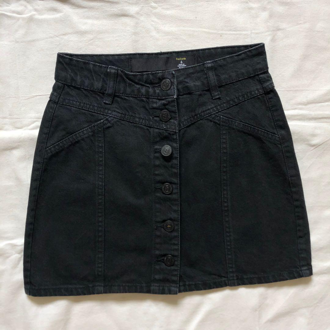 Denim skirt size 6 Clearance