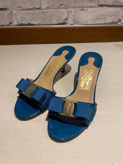 (Category: ) located in . Submitted by heelsjunkie (Listing ID 1089494053, Image 1). Description: .