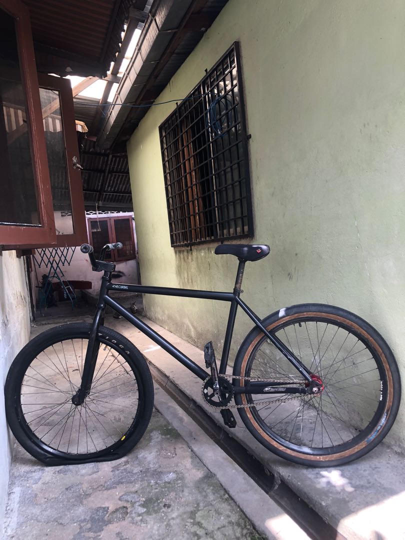 Fixed freestyle store