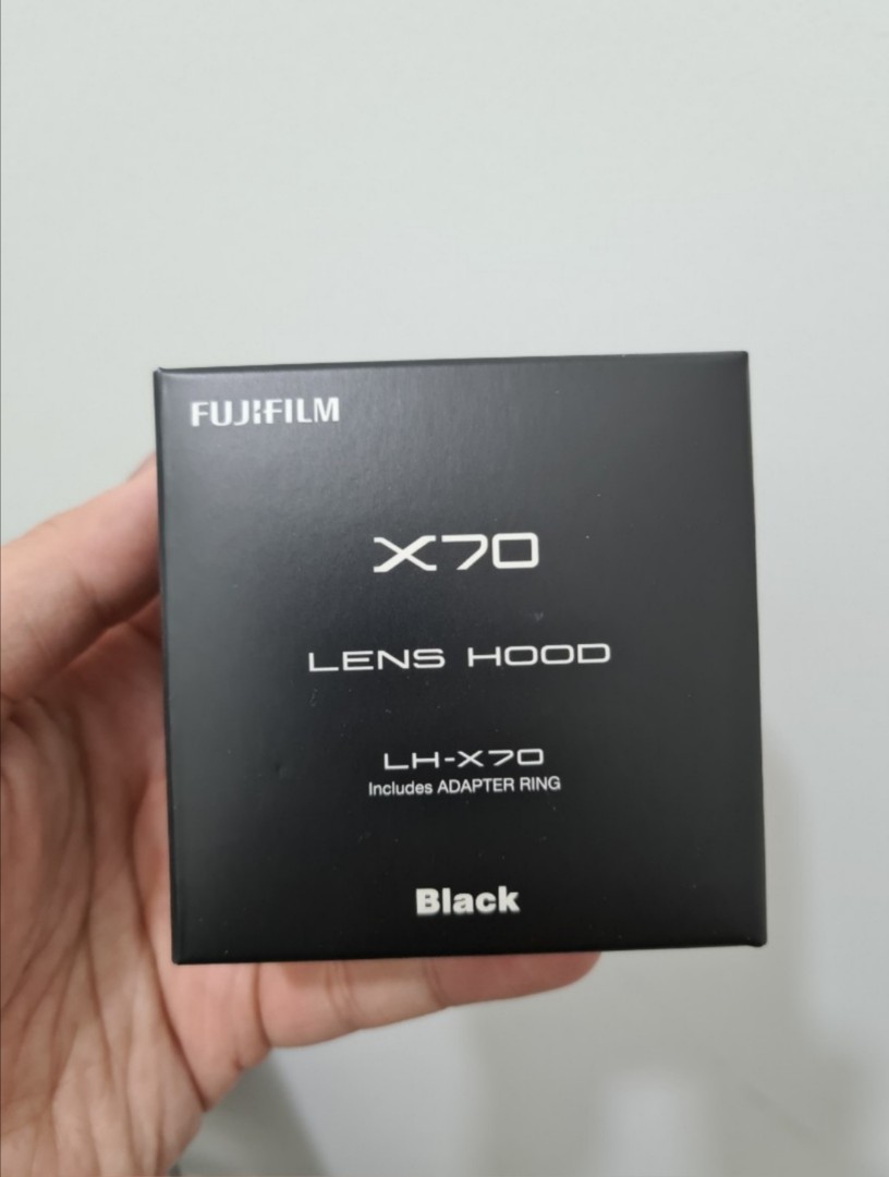 Fujifilm X70 Original Lens Hood in Black (can also fit to X100 series