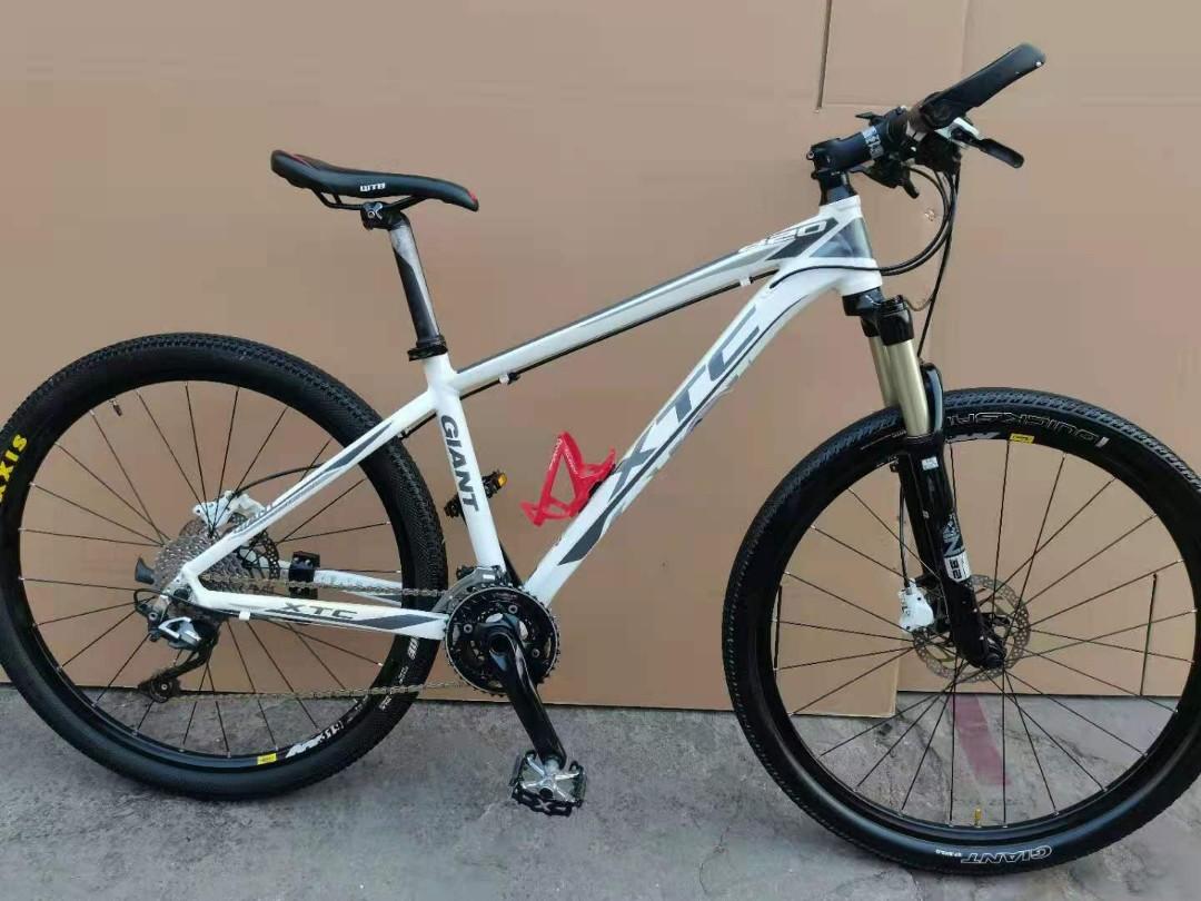 Giant XTC 820 27.5 wheel set shimano SLX 30 speed Sports