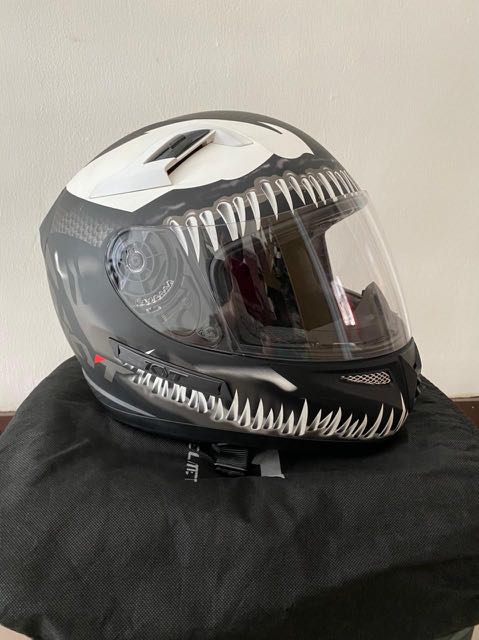 Kyt full face hotsell venom