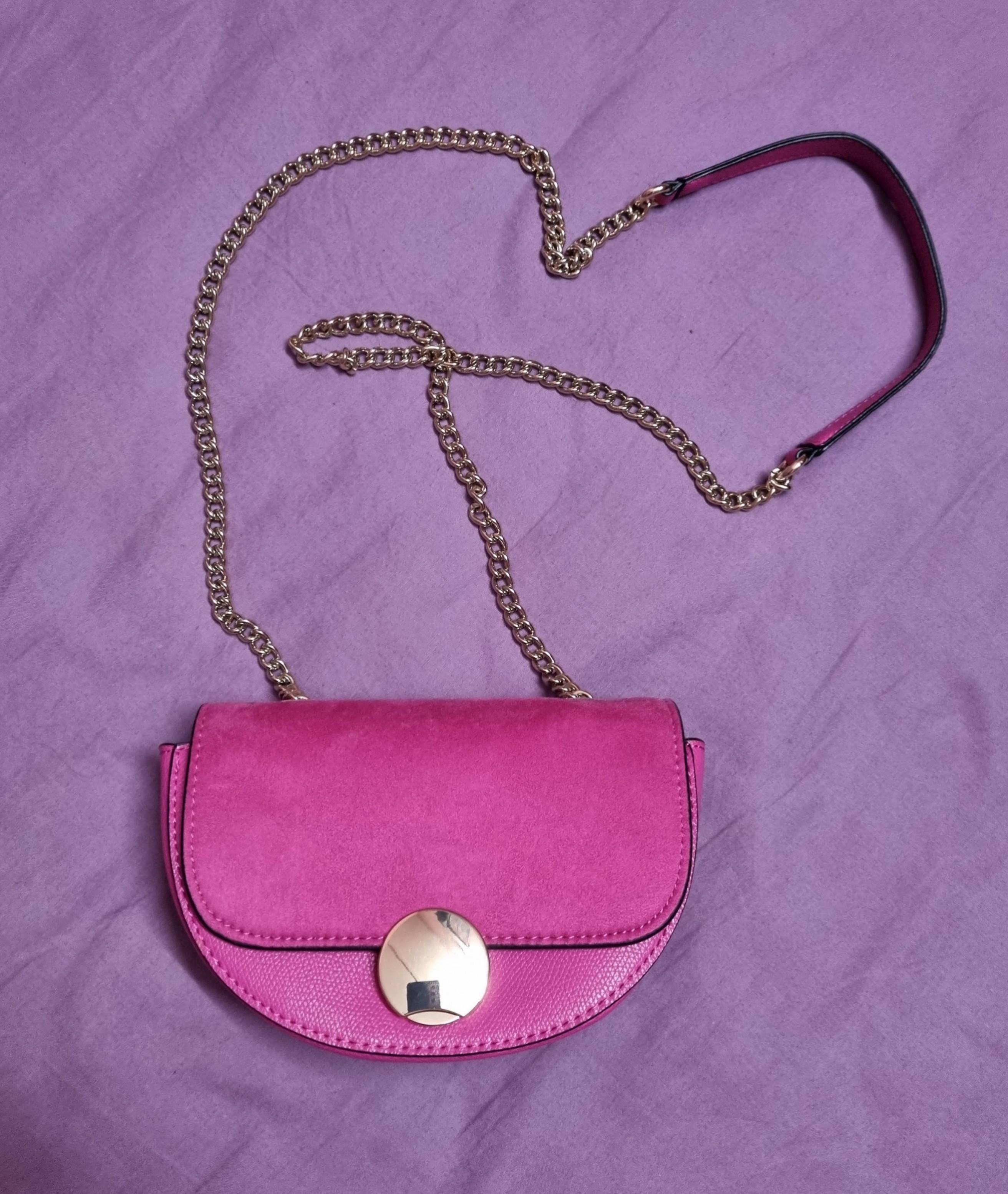 H M cute sling bag pre