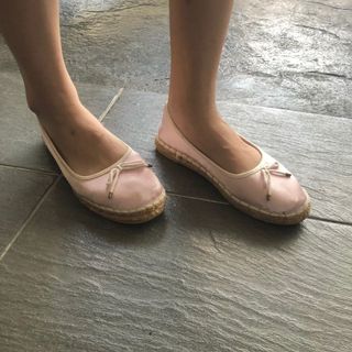 (Category: ) located in . Submitted by siniadapreloved (Listing ID 1088825356, Image 1). Description: .