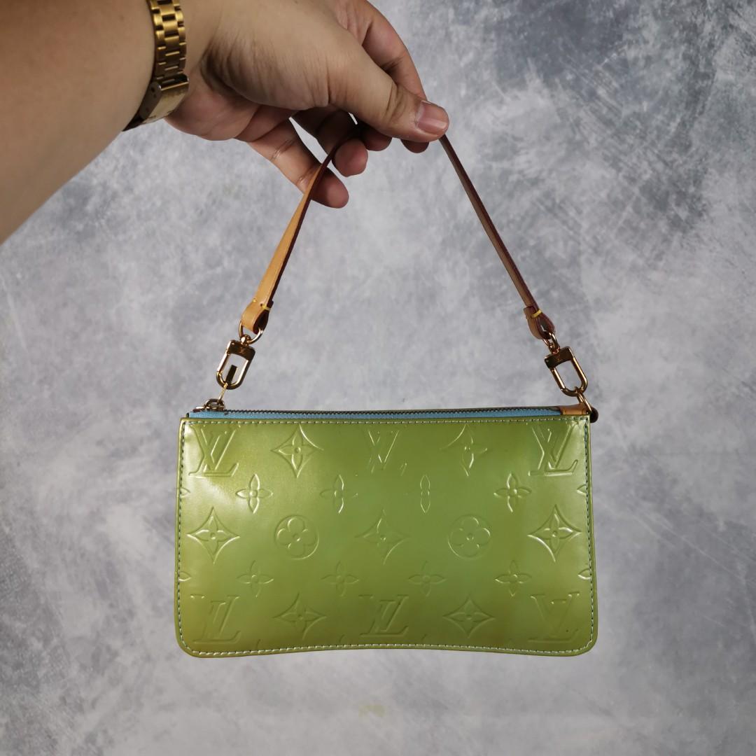 Louis Vuitton Belt bag, Women's Fashion, Bags & Wallets, Purses & Pouches  on Carousell