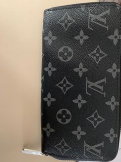 (Category: ) located in . Submitted by bbgoesshopping (Listing ID 1089447013, Image 1). Description: .