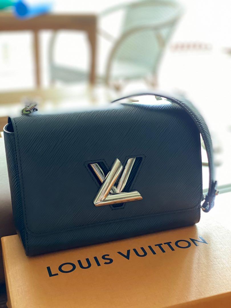 Buy Louis Vuitton Twist MM Epi LV Logo Leather Chain Shoulder Bag M50282  Black Ladies - Black from Japan - Buy authentic Plus exclusive items from  Japan