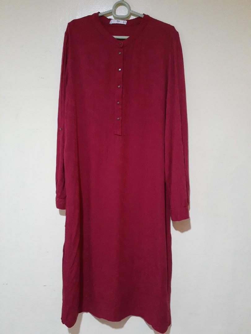 Mango shirt dress with side slits (Category: Dresses) located in Manila. Submitted by butialchie4 (Listing ID 1089435326, Image 1). Description: .