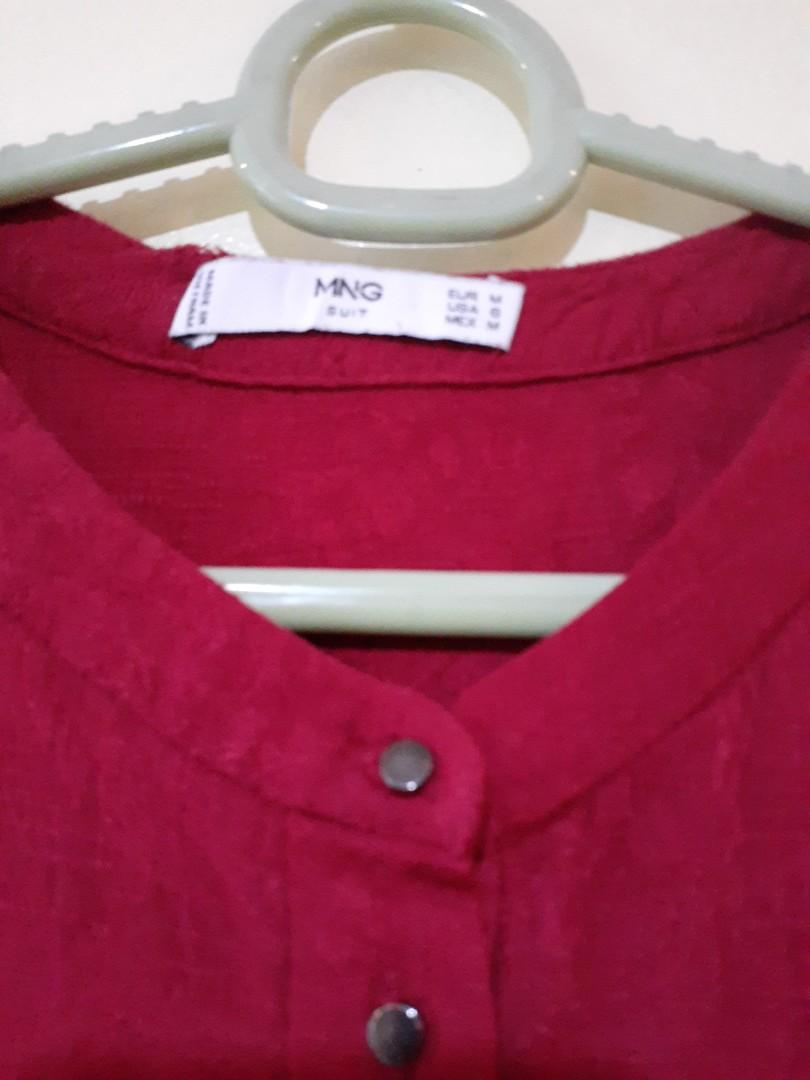 Mango shirt dress with side slits (Category: Dresses) located in Manila. Submitted by butialchie4 (Listing ID 1089435326, Image 3). Description: .