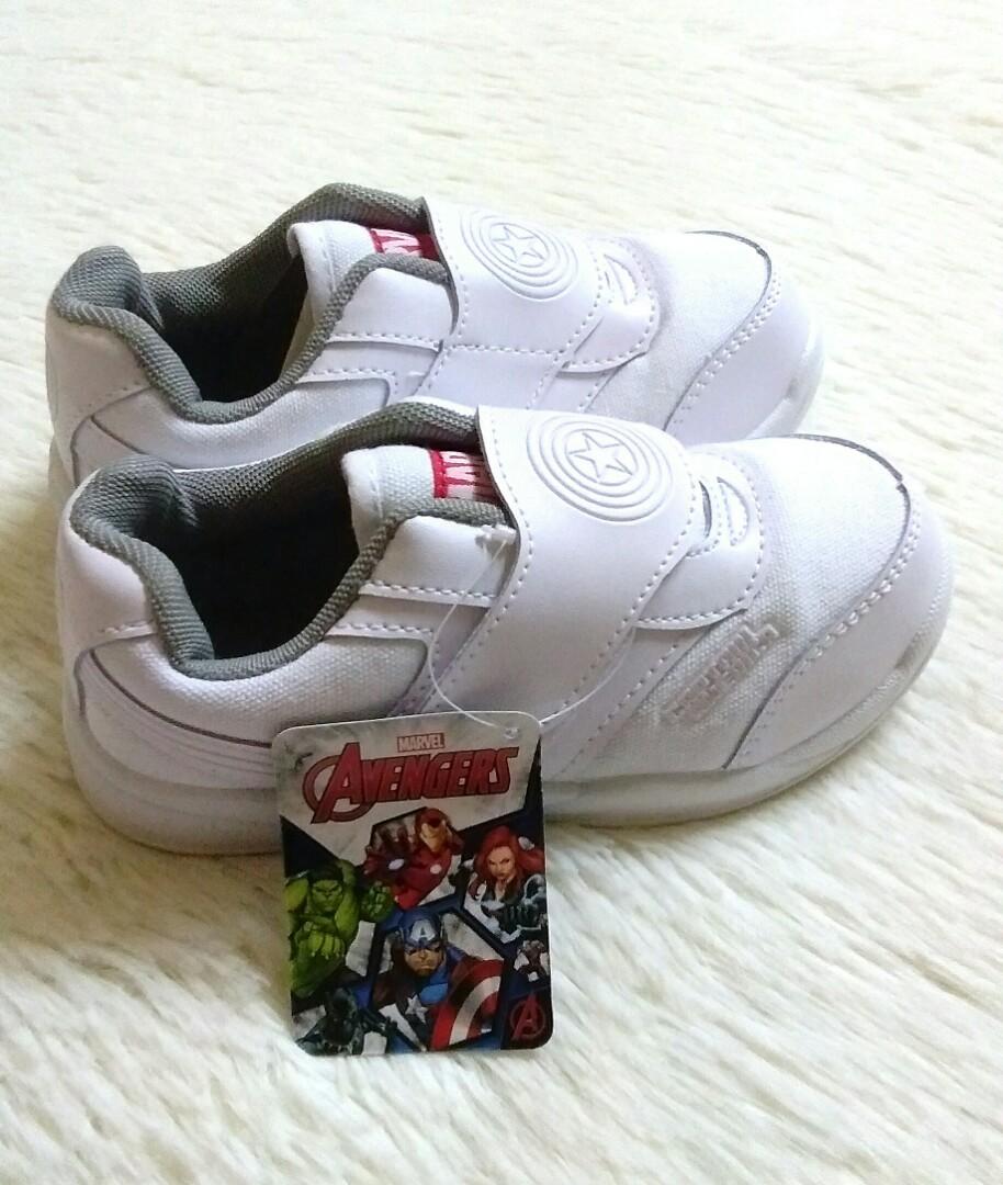 Marvel captain america school shoes available size 10 11 12 13 design 1 defect reject item