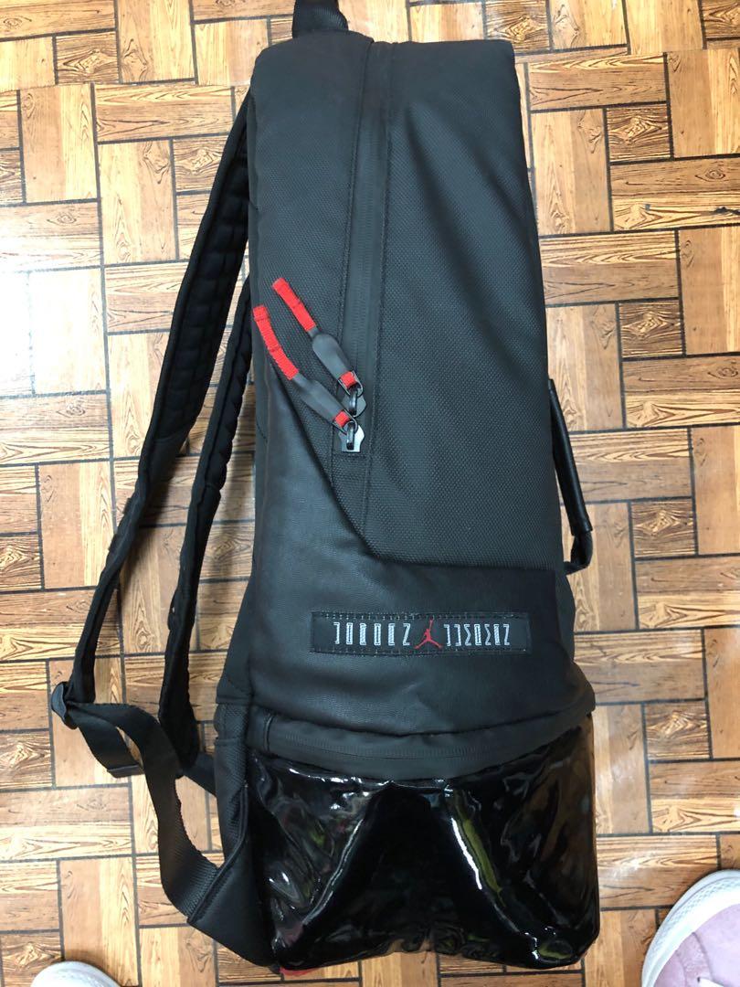 Air jordan 11 retro bred backpack hotsell