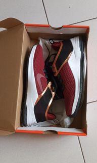 Nike Air Max TR2