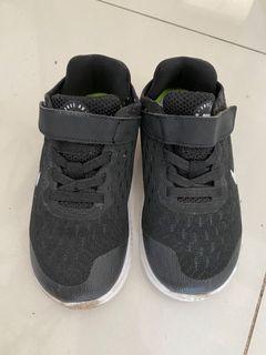 Nike free black