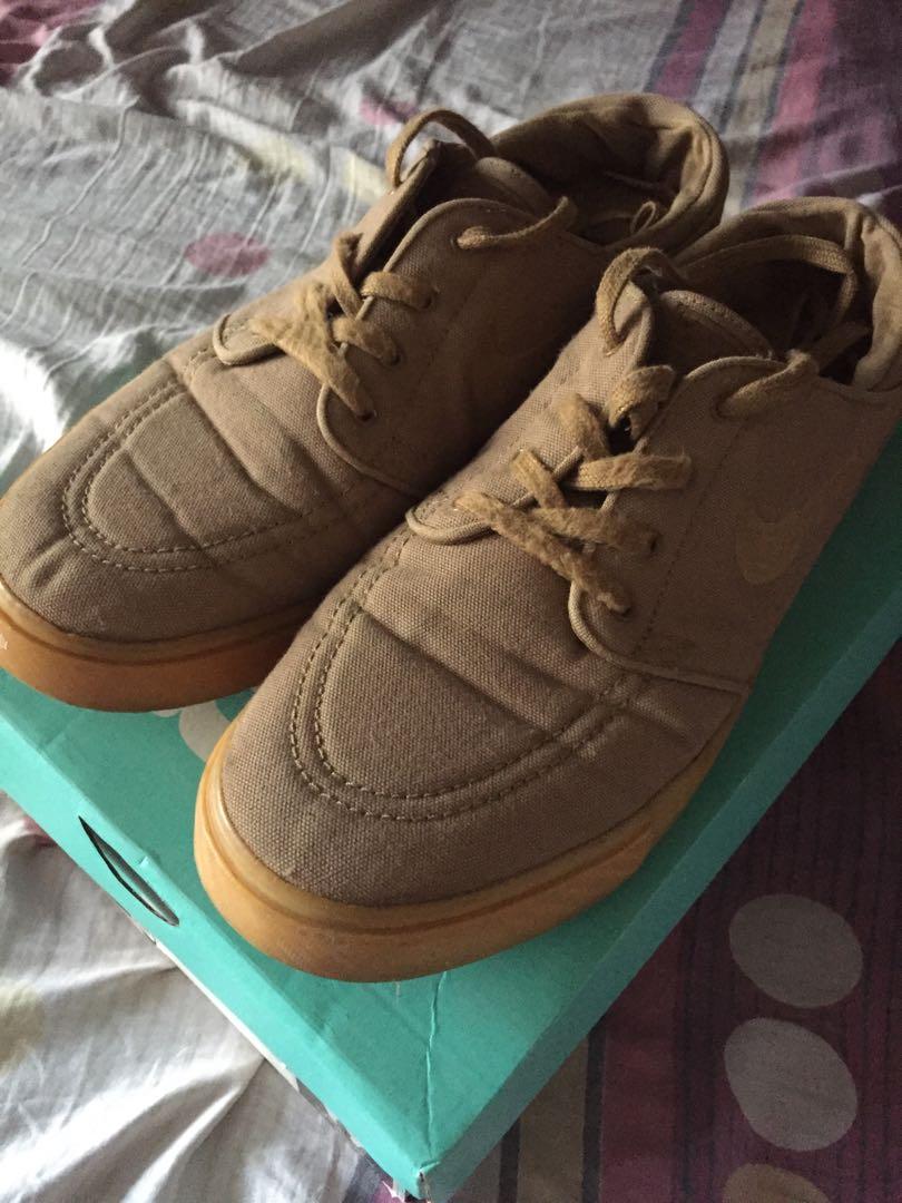 Nike SB Zoom Janoski (Brown), Men's Fashion, Footwear, Sneakers on Carousell