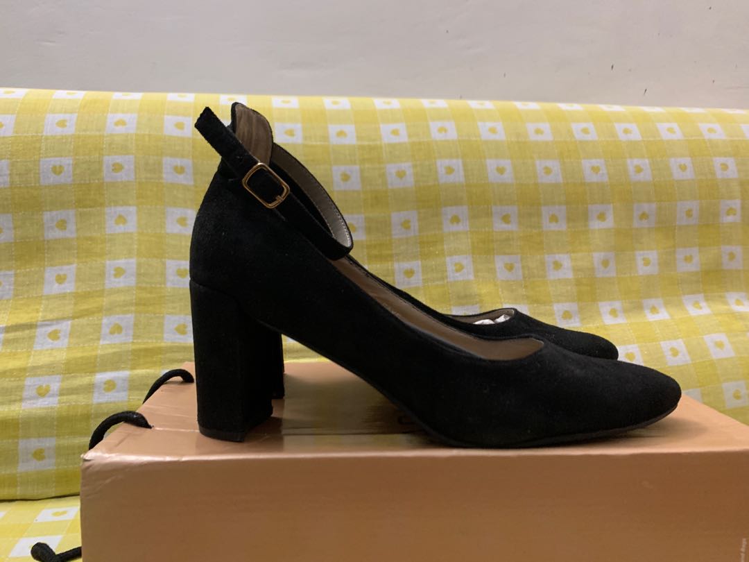 parisian black heels