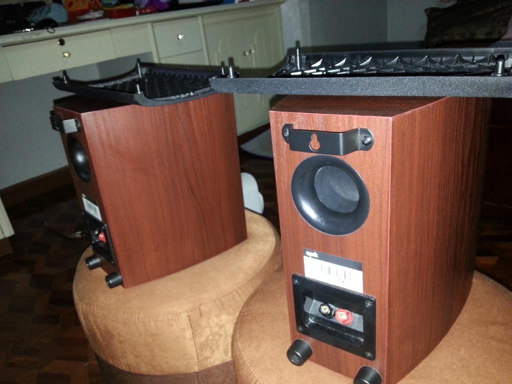 POLK AUDIO TSx110B Cherry Bookshelf Speaker not BOSE, JBL, B&W