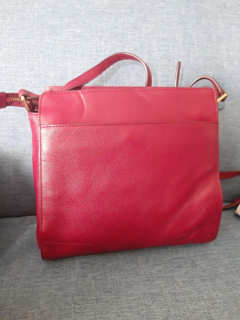 Preloved Tas Beanpole sling, Fesyen Wanita, Tas & Dompet di Carousell