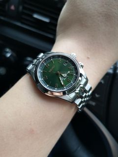 (Category: ) located in . Submitted by watchKorektor (Listing ID 1089401262, Image 1). Description: .