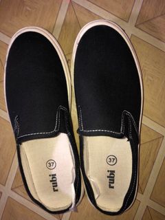 (Kategori: ) berada di . Dikirim oleh indriaaa22 (ID iklan 1089381531, Gambar 1). Deskripsi: .