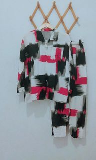 (Kategori: ) berada di . Dikirim oleh naura10 (ID iklan 1089431317, Gambar 1). Deskripsi: .