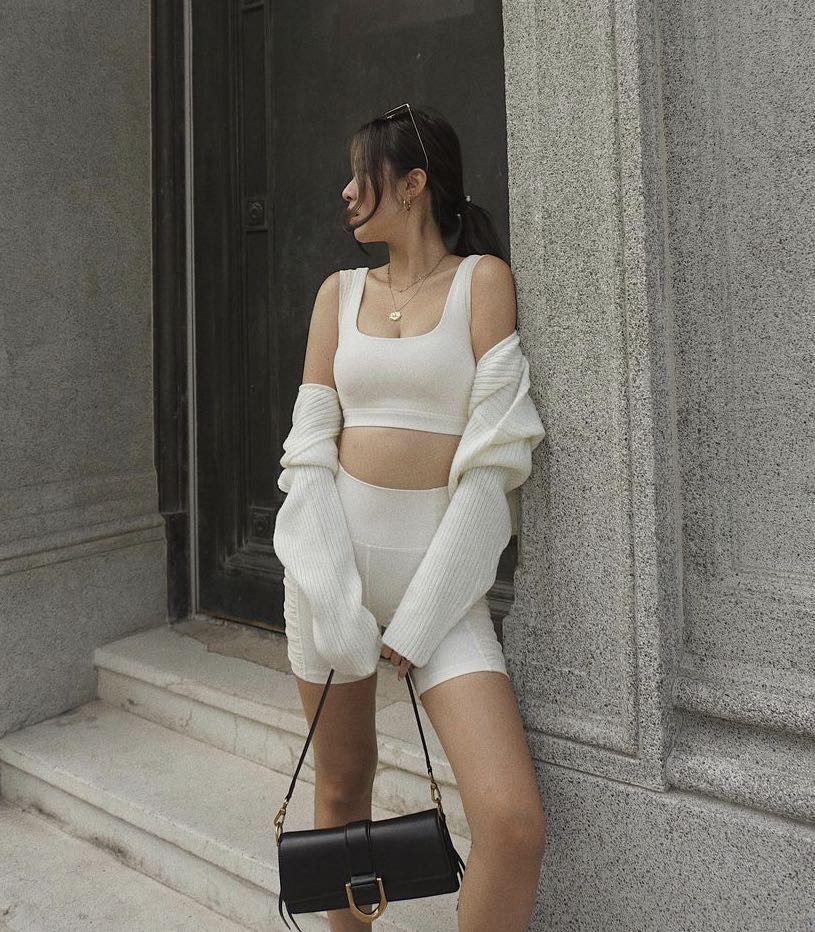 brandy melville green navy brianna sweater