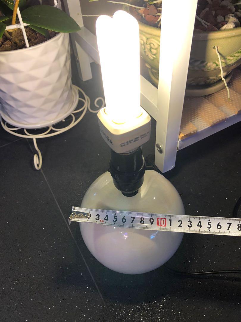 Table Lamp base without shade, refer to pics and descriptions for more