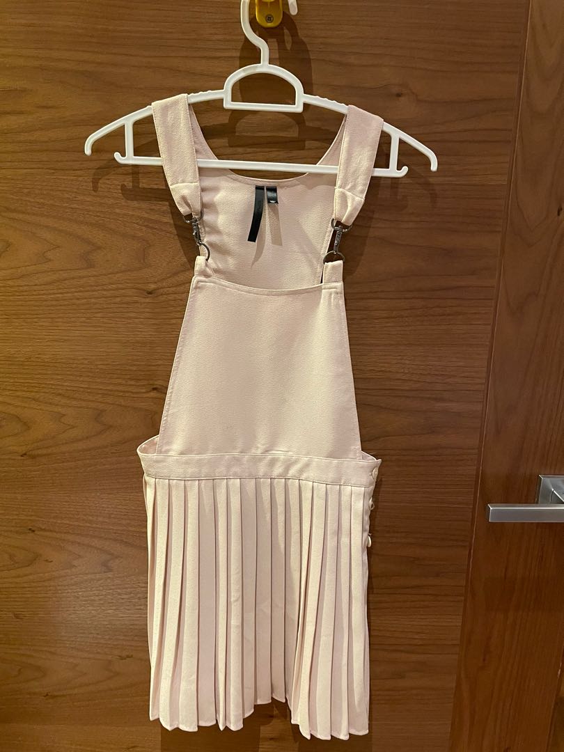 Pleated pinafore hotsell dress topshop