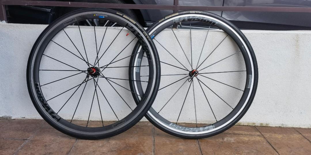 Vision Trimax 35 Carbon Wheelset, Sports Equipment, Bicycles